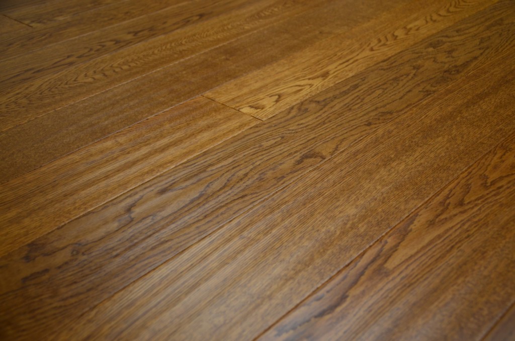 Plantation Wharf Engineered Oak Floor Sculptured And Lacquered Wood Flooring – Click System 127mm – London Stock 1024x678 